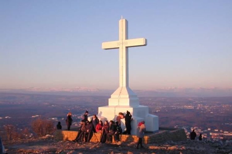 LOS SANTUARIOS DE MEDUGORJE CROACIA